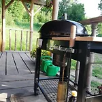 Domalek Pod Zlotym Kogutem *
