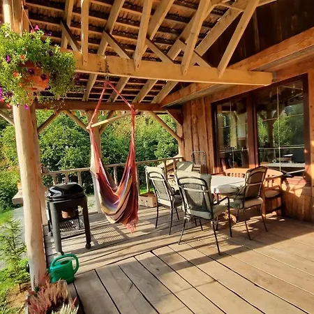 Domalek Pod Zlotym Kogutem Lodge *