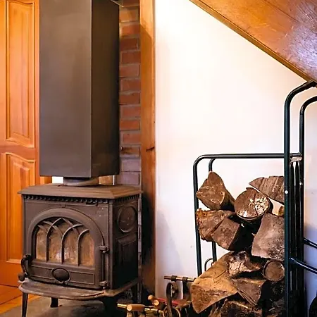 Domalek Pod Zlotym Kogutem Lodge *