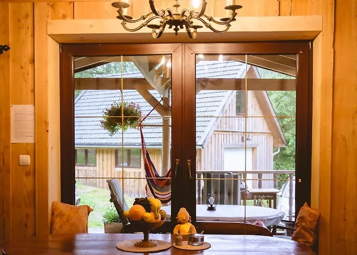 Domalek Pod Zlotym Kogutem *