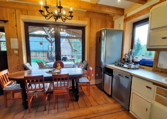 Domalek Pod Zlotym Kogutem *